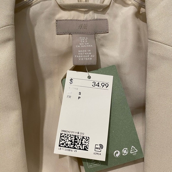 H&M New Blazer, 1 Button Tan - Picture 3 of 5